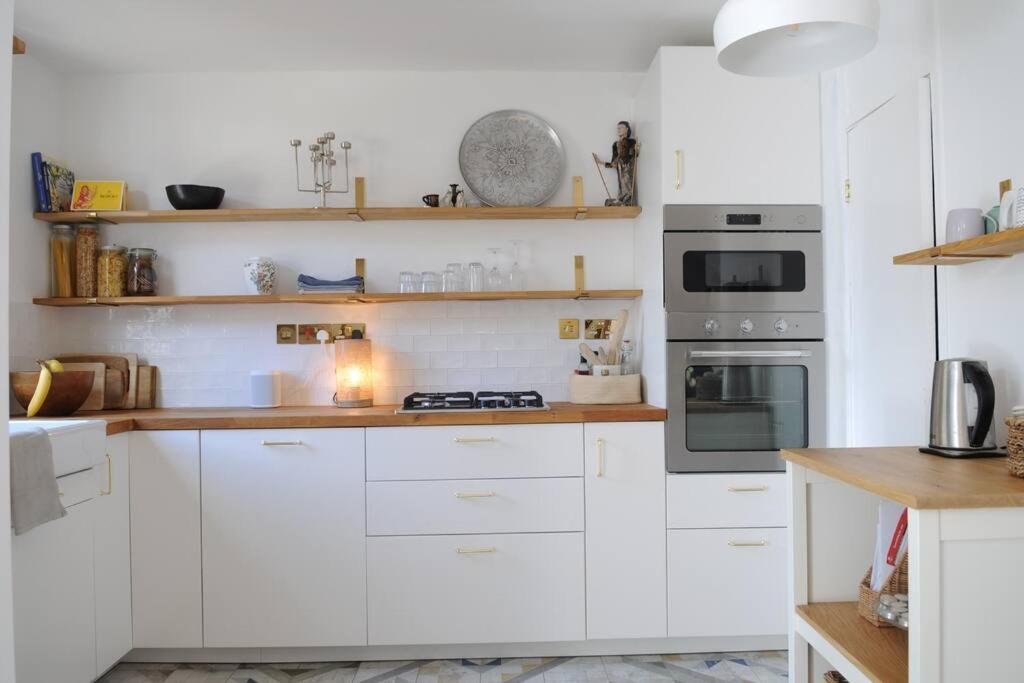 Light Filled Mid- Century 3 Bed Cottage In Dulwich Londres Exterior foto